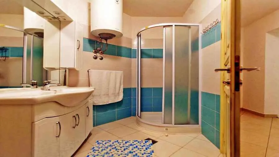 Holiday Home In Dolenja Vas - Istrien 51825