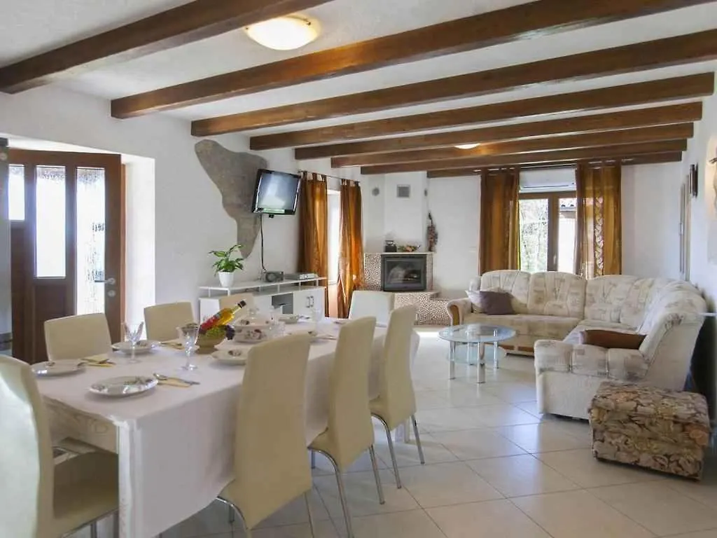Holiday Home In Dolenja Vas - Istrien 51825